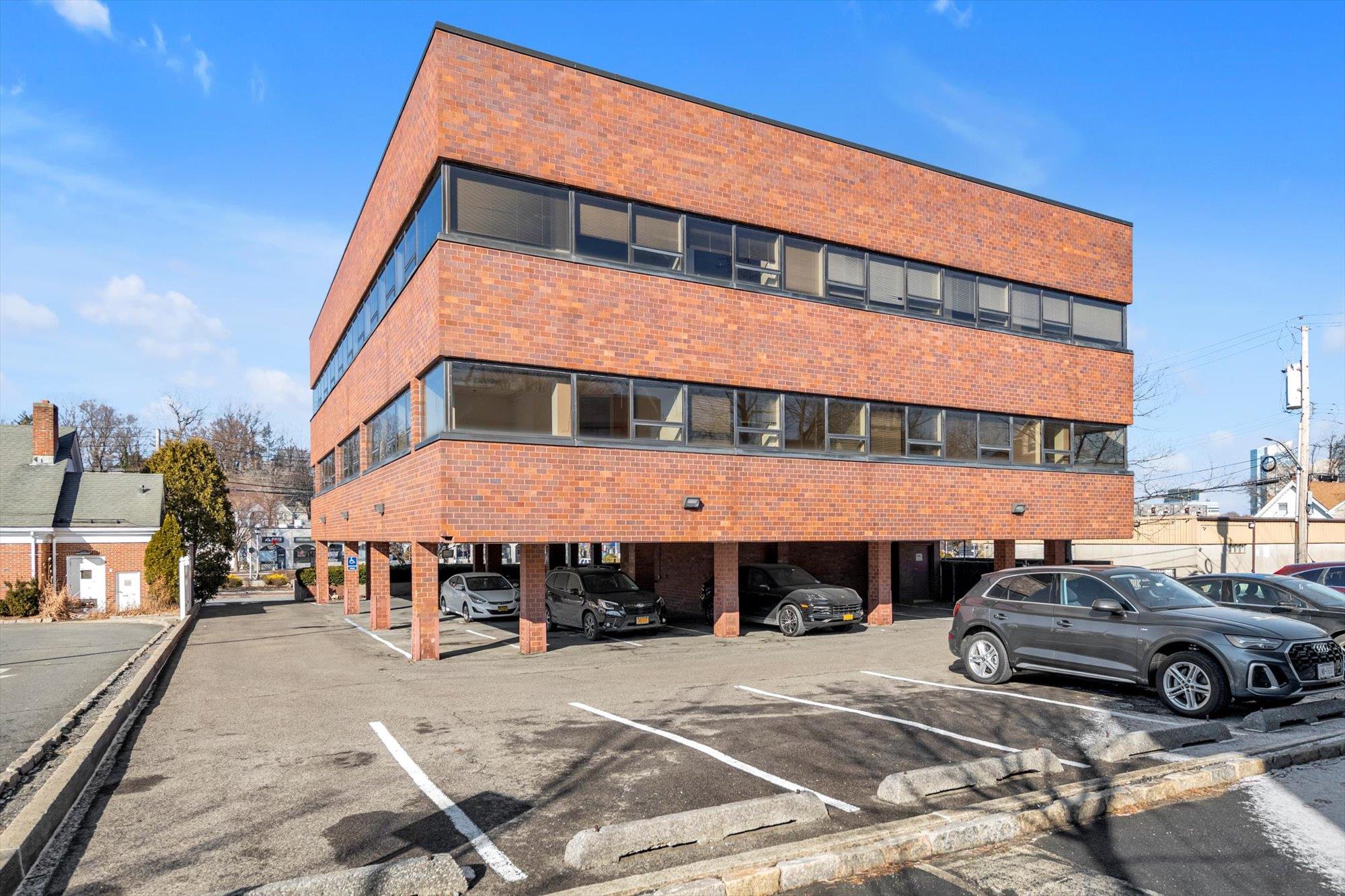 #12 photo, 1 Summit Avenue, White Plains , NY 10606