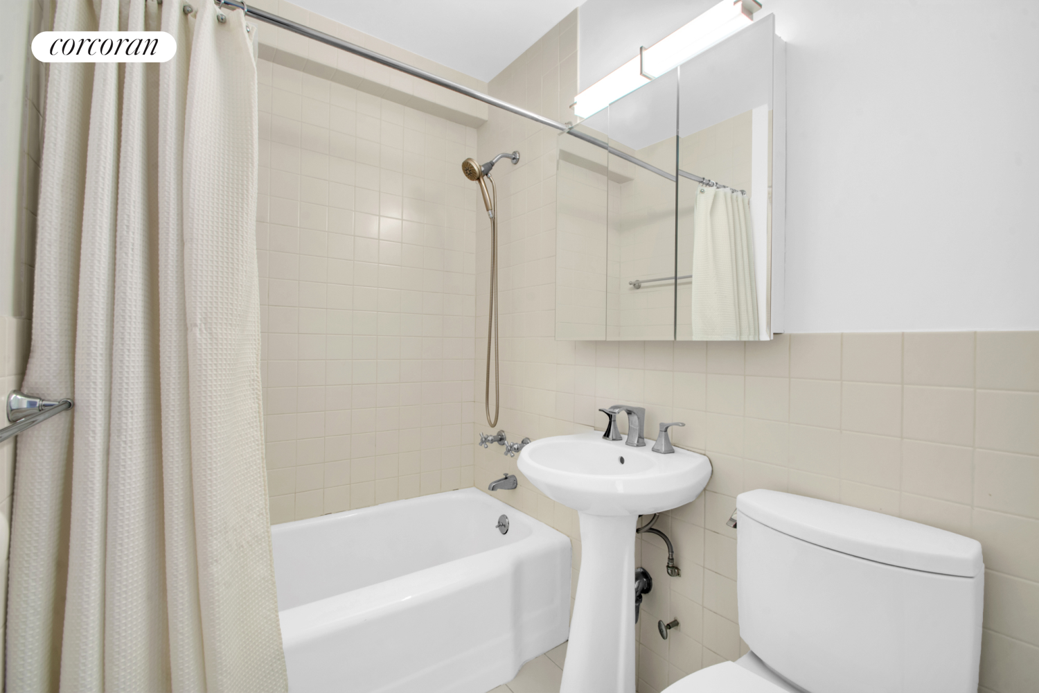 #11 photo, 444 E 84TH Street, Yorkville , NY 10028