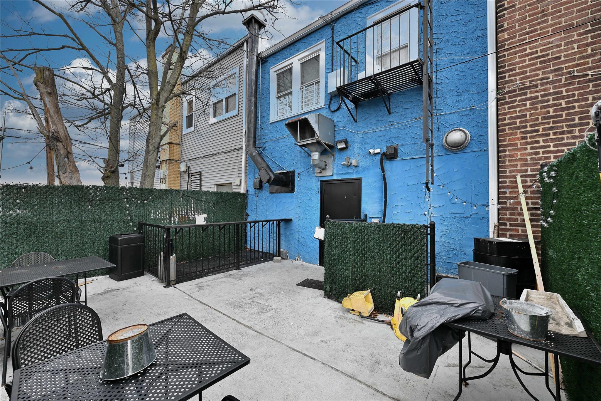 #4 photo, 3116-3118 Long Beach Road, ナッソー郡 Oceanside , NY 11572