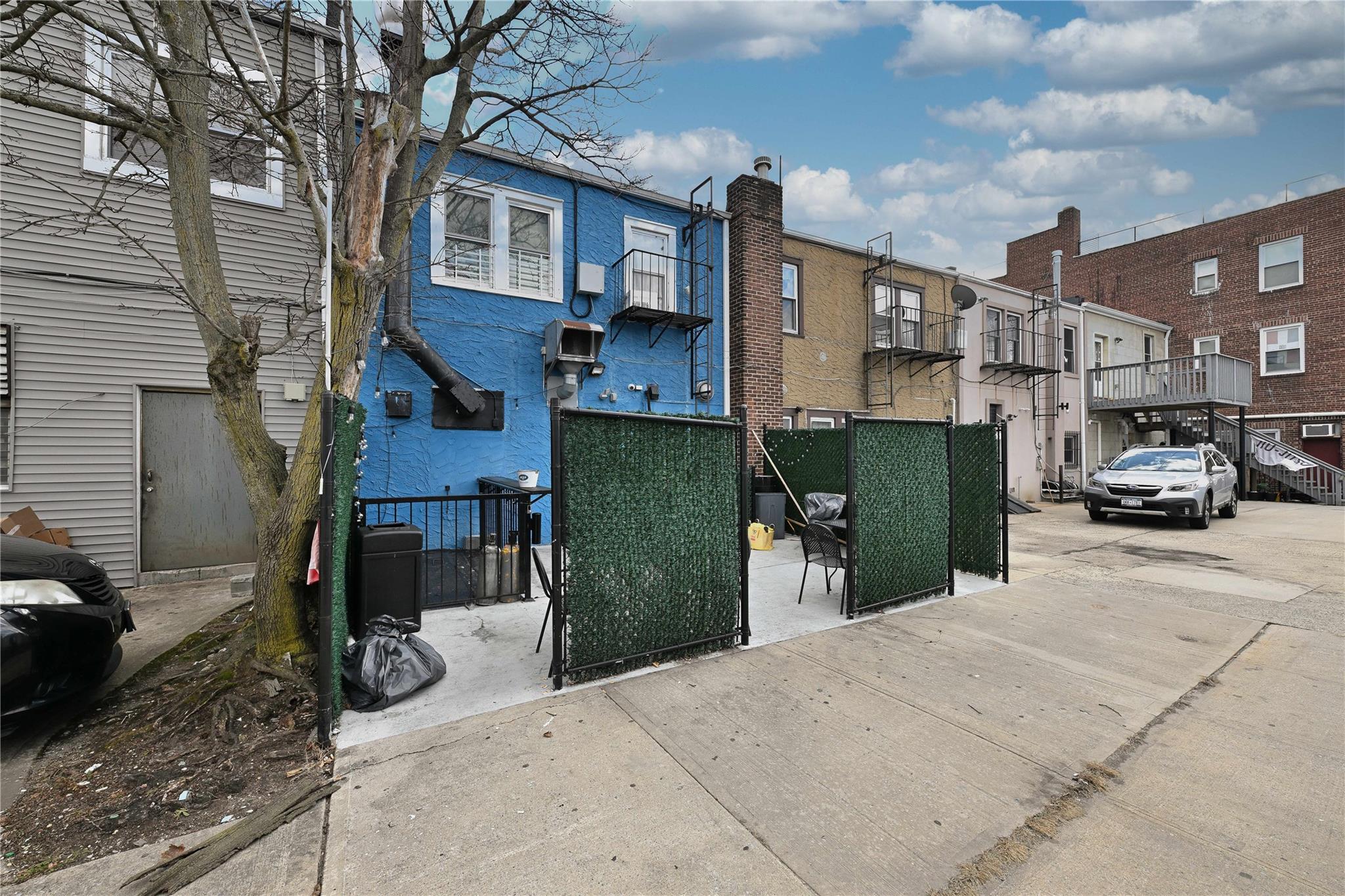 #6 photo, 3116-3118 Long Beach Road, ナッソー郡 Oceanside , NY 11572