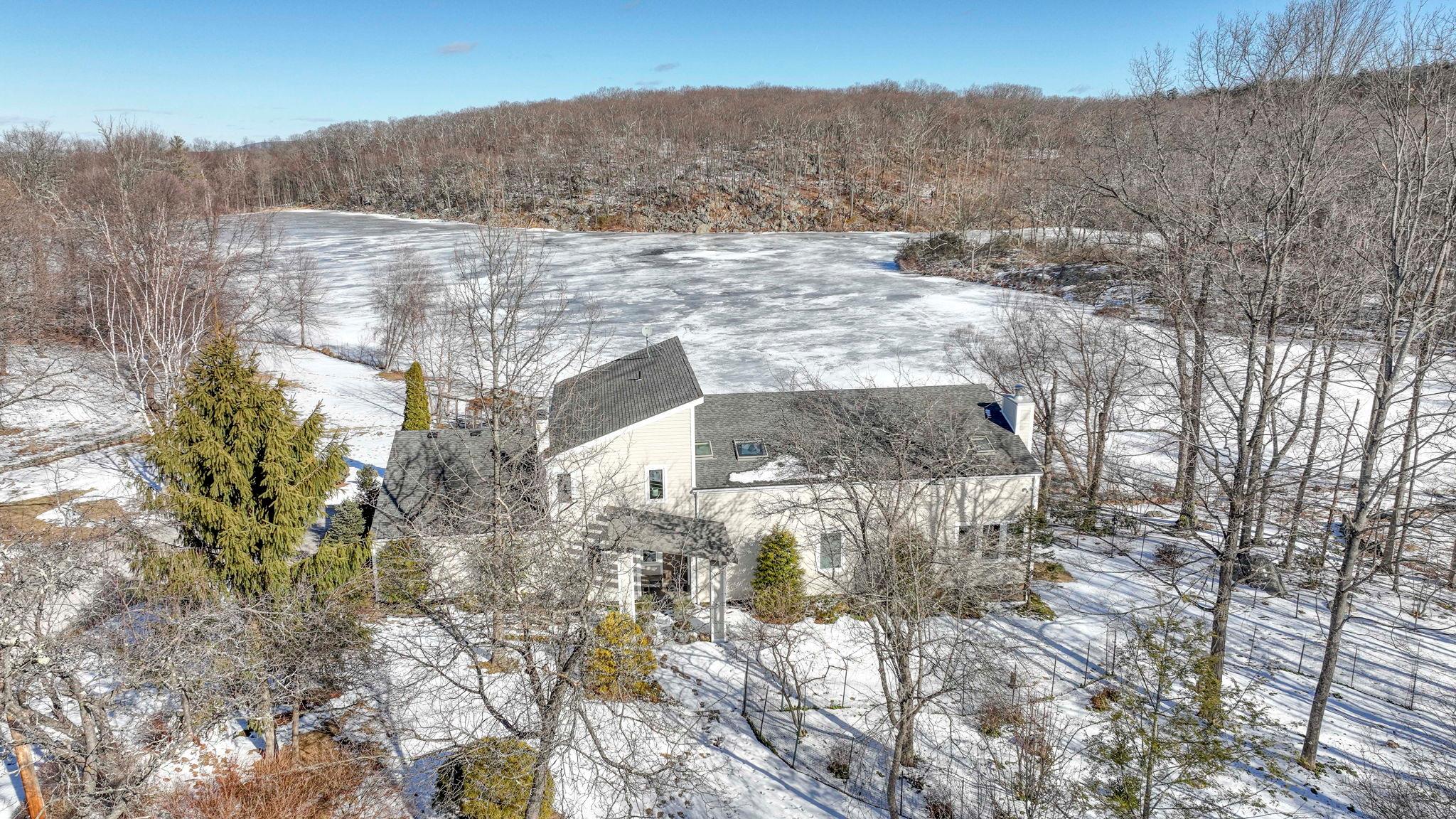 #19 photo, 444 Bramertown Road, Tuxedo Park , NY 10987