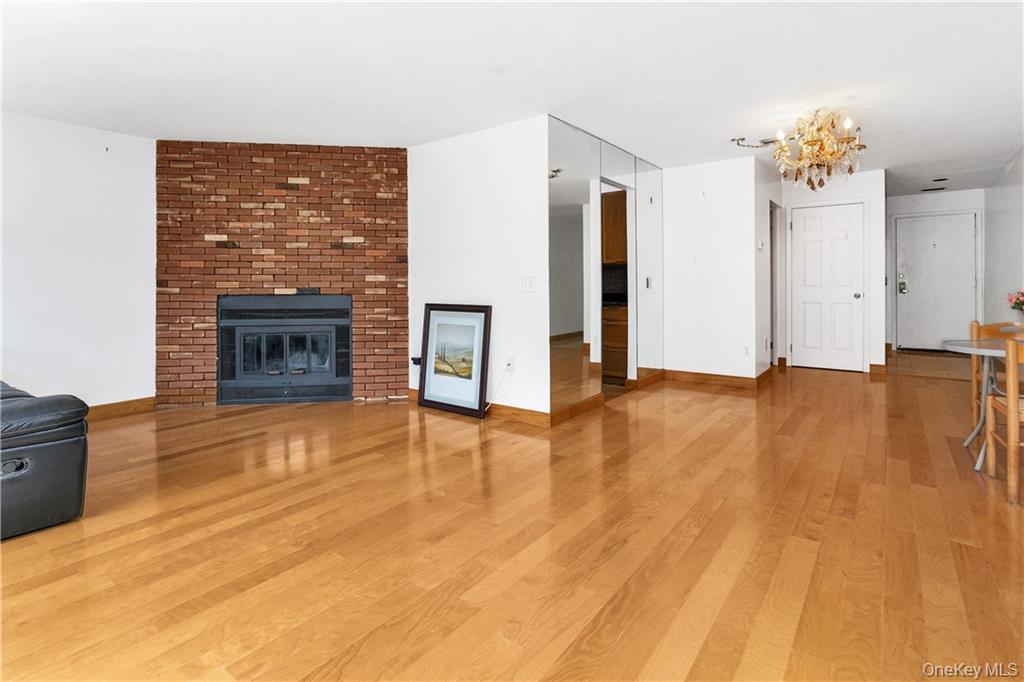 #11 photo, 150 N Bedford Road, Chappaqua , NY 10514