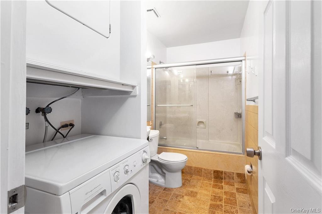 #17 photo, 150 N Bedford Road, Chappaqua , NY 10514