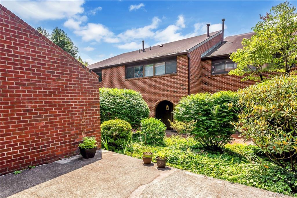 #20 photo, 150 N Bedford Road, Chappaqua , NY 10514