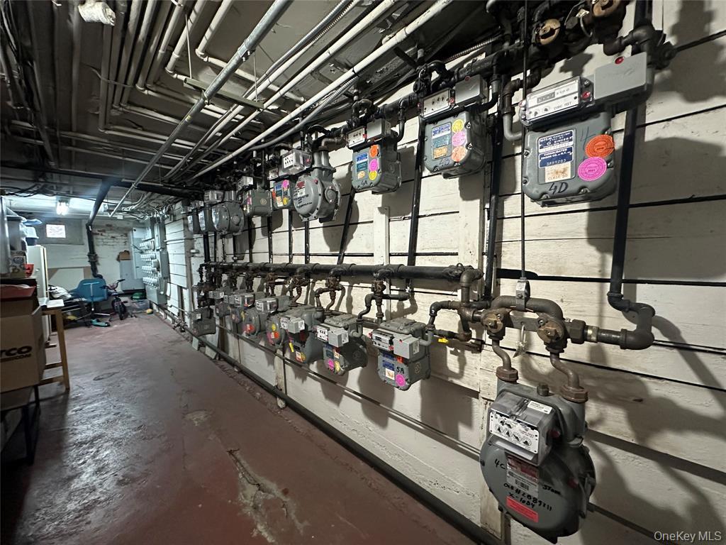 #10 photo, 30-14 29 Street, クイーンズ区 Astoria , NY 11102