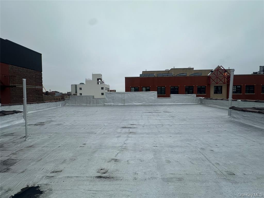 #13 photo, 30-14 29 Street, クイーンズ区 Astoria , NY 11102