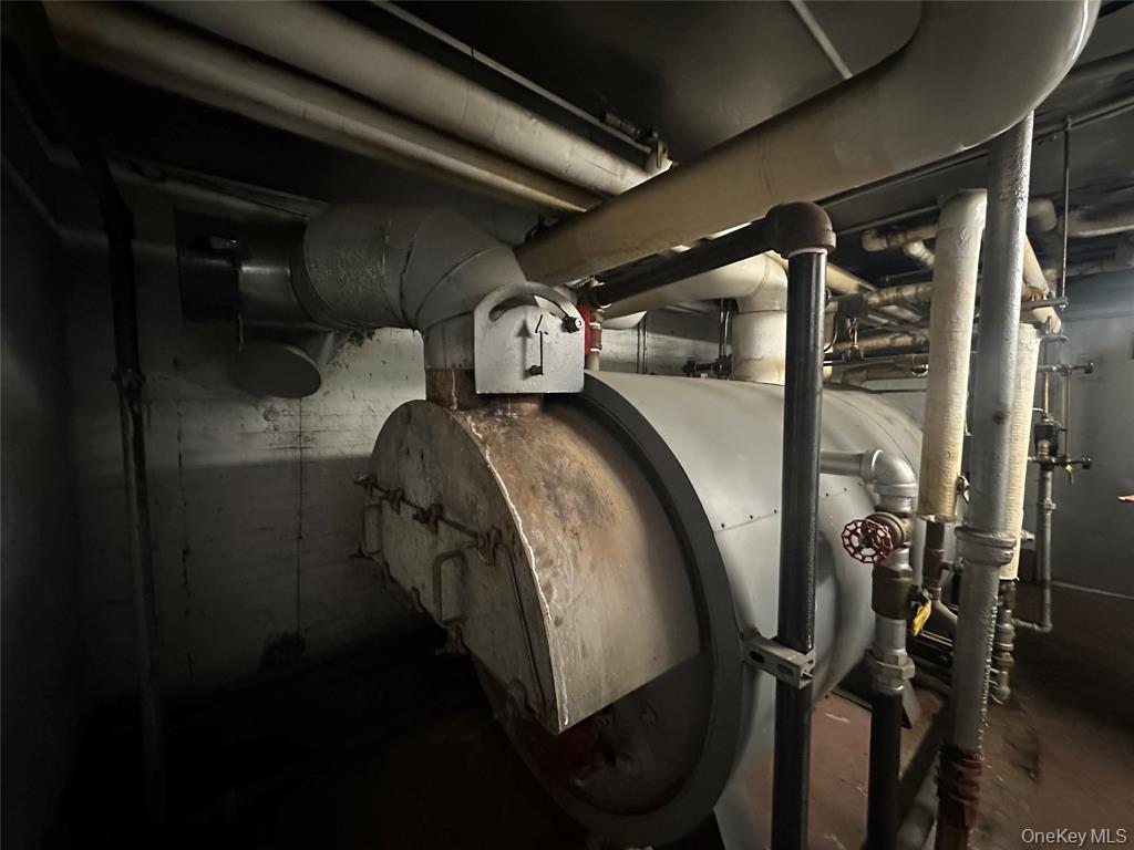 #7 photo, 30-14 29 Street, クイーンズ区 Astoria , NY 11102