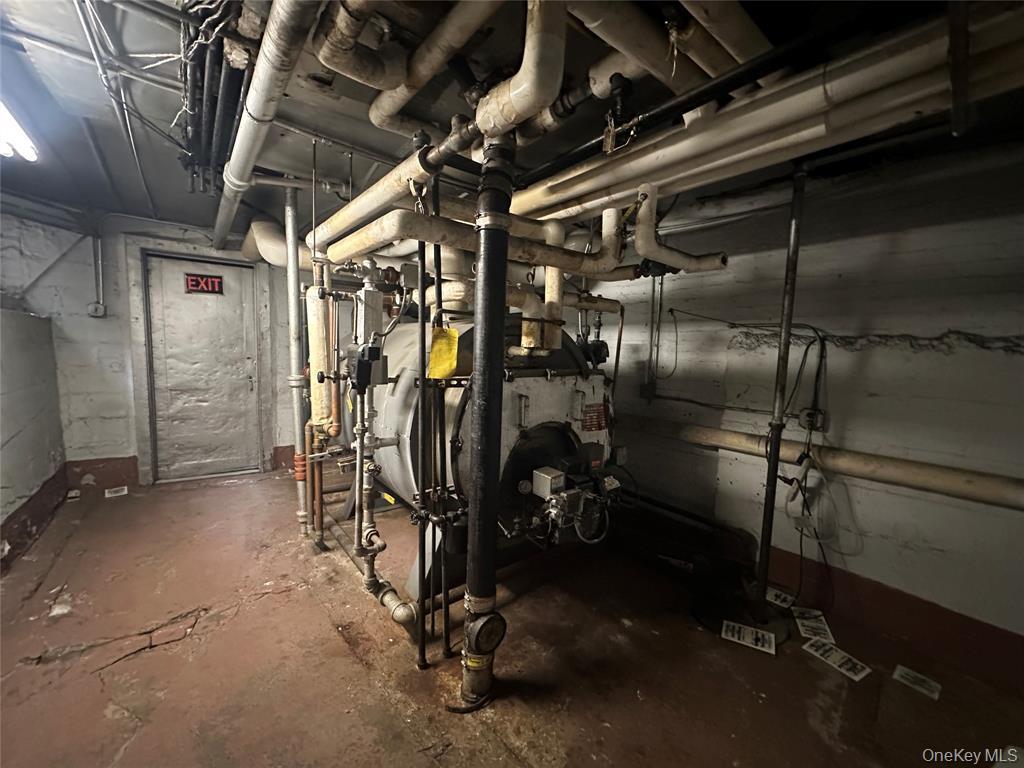 #9 photo, 30-14 29 Street, クイーンズ区 Astoria , NY 11102