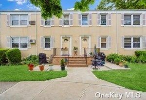 #2 photo, 251-47 71st Road, 皇后區 Bellerose , NY 11426