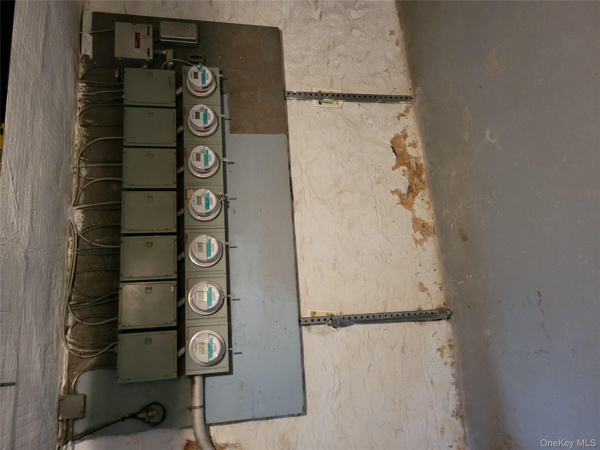 #7 photo, 18-58 Cornelia Street, Ridgewood , NY 11385