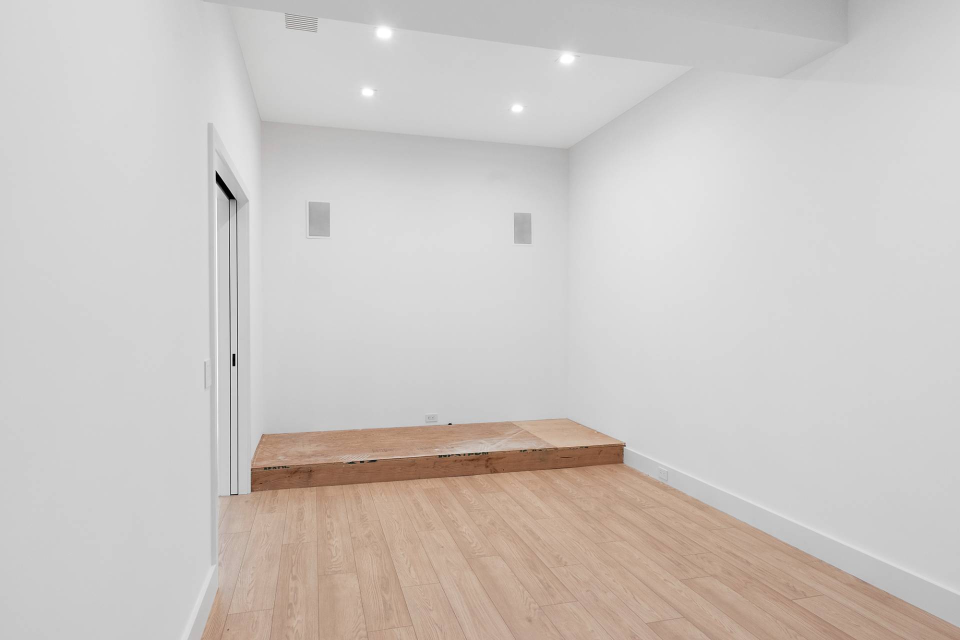 #31 photo, 41 Montauk Avenue, サフォーク郡 Sag Harbor , NY 11937