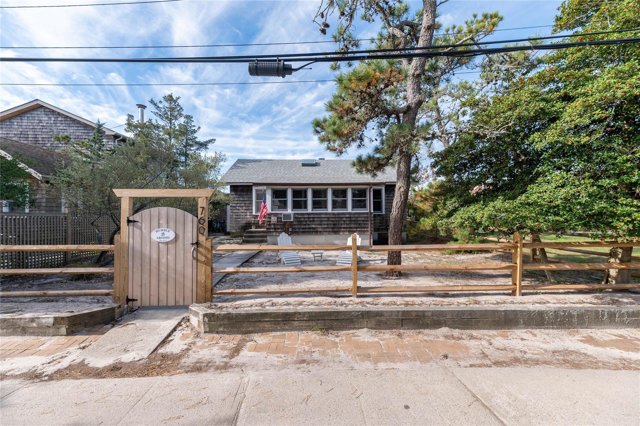 #2 photo, 760 Surf Road, Ocean Beach , NY 11770