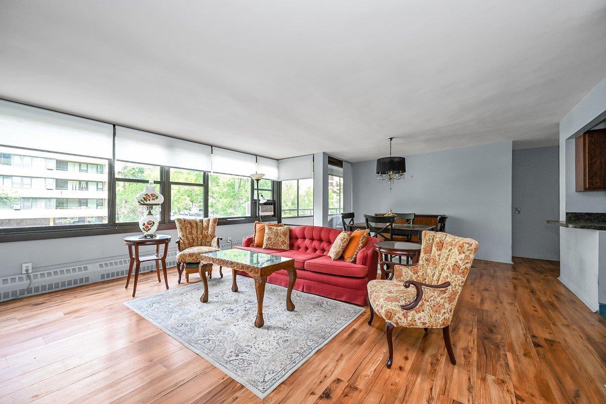 #2 photo, 166-10 Powells Cove Blvd, クイーンズ区 Beechhurst , NY 11357