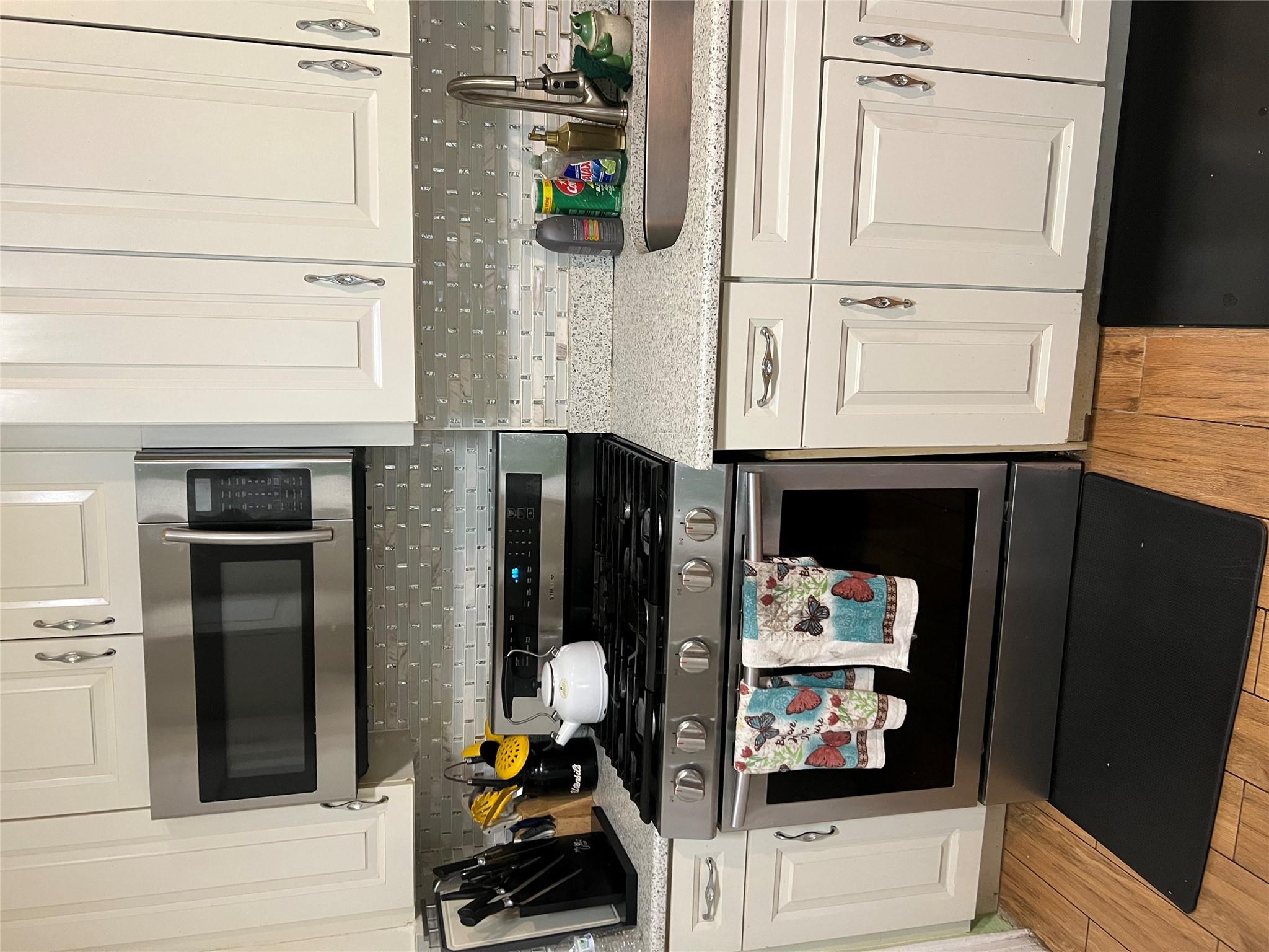 #11 photo, 4026 Paulding Avenue, ブロンクス区 Bronx , NY 10466