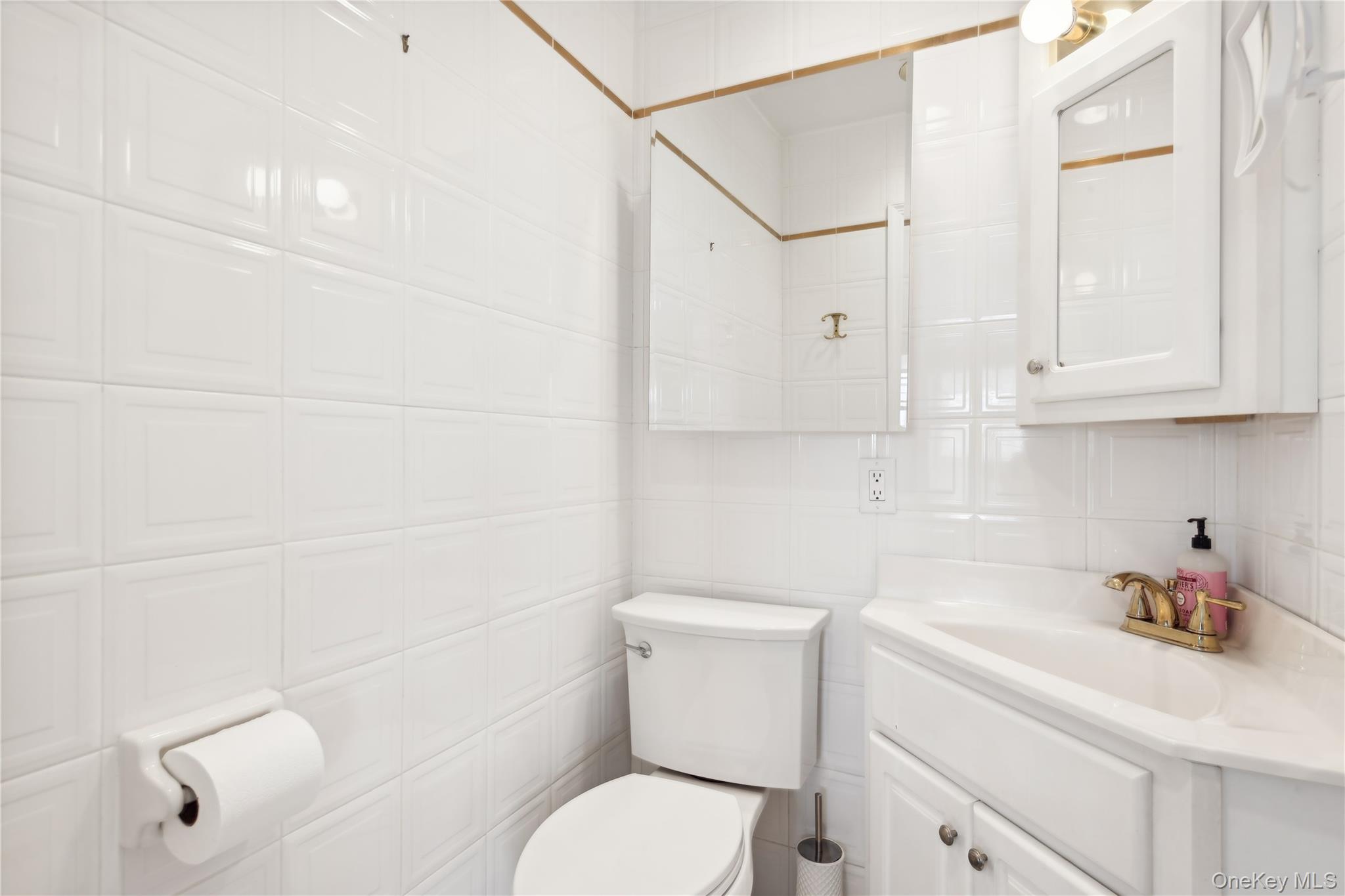 #12 photo, 87 Bay Street, ナッソー郡 East Atlantic Beach , NY 11561