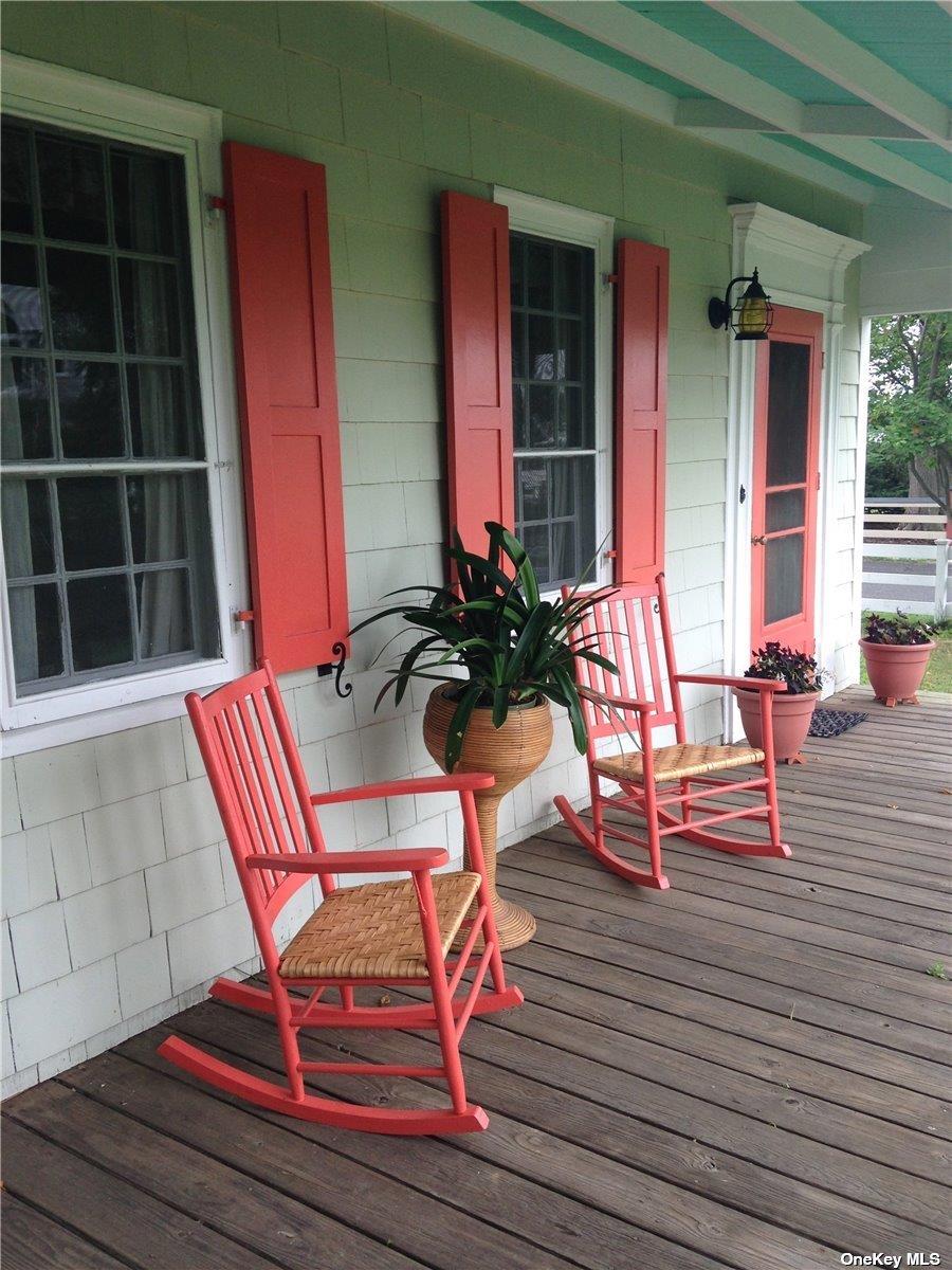 #3 photo, 165 Sterling Street, サフォーク郡 Greenport , NY 11944