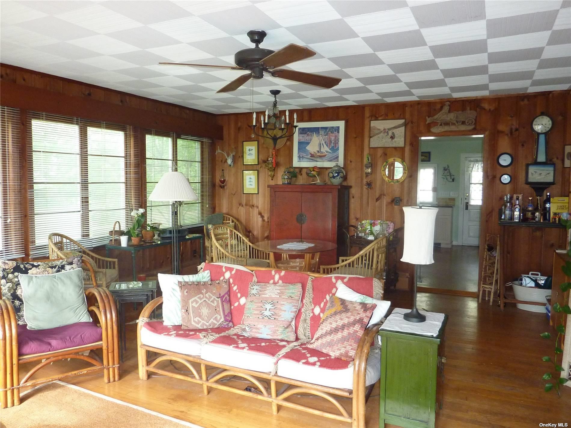 #8 photo, 165 Sterling Street, サフォーク郡 Greenport , NY 11944