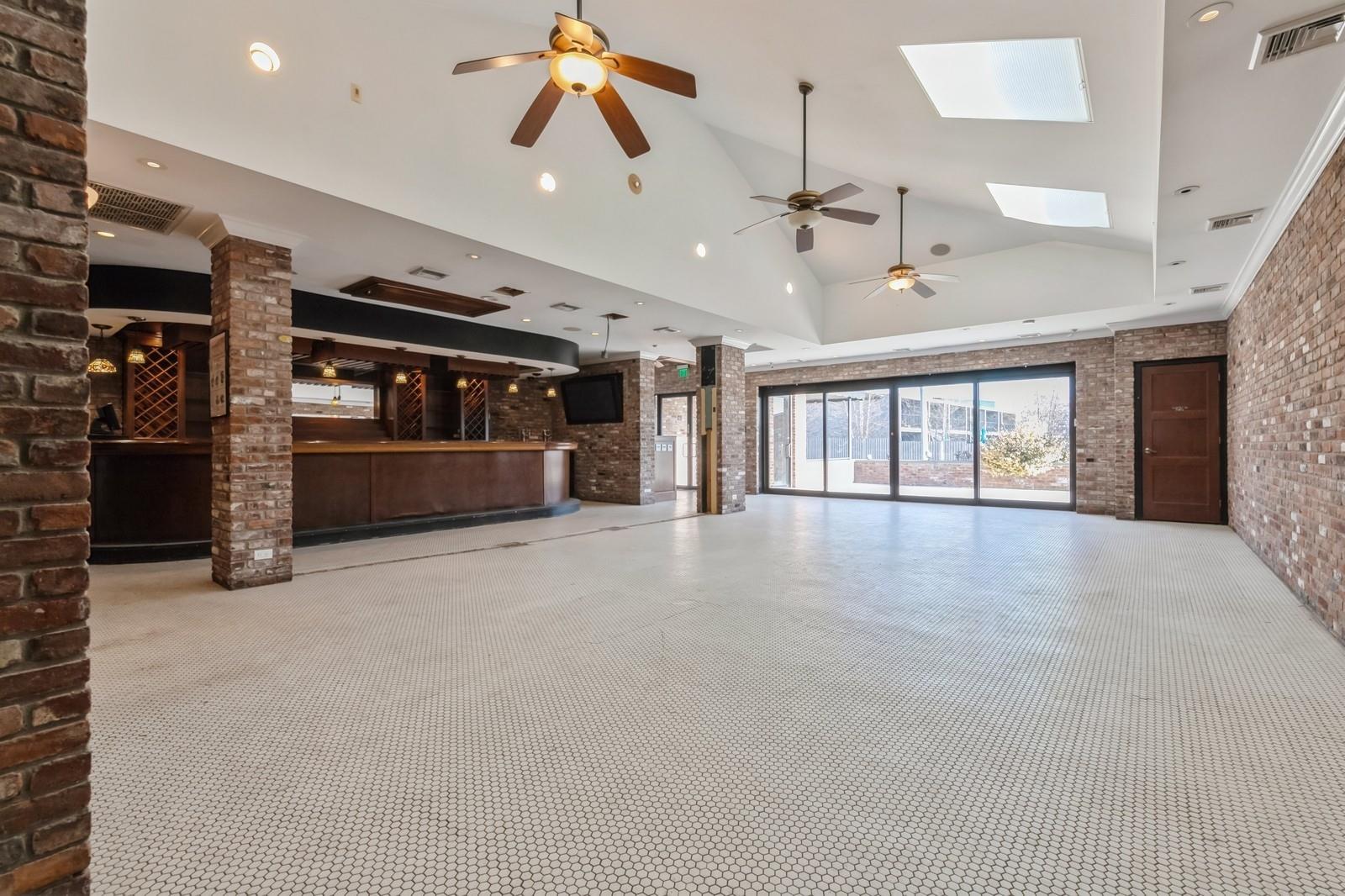 #10 photo, 62375 Main Road, サフォーク郡 Southold , NY 11971