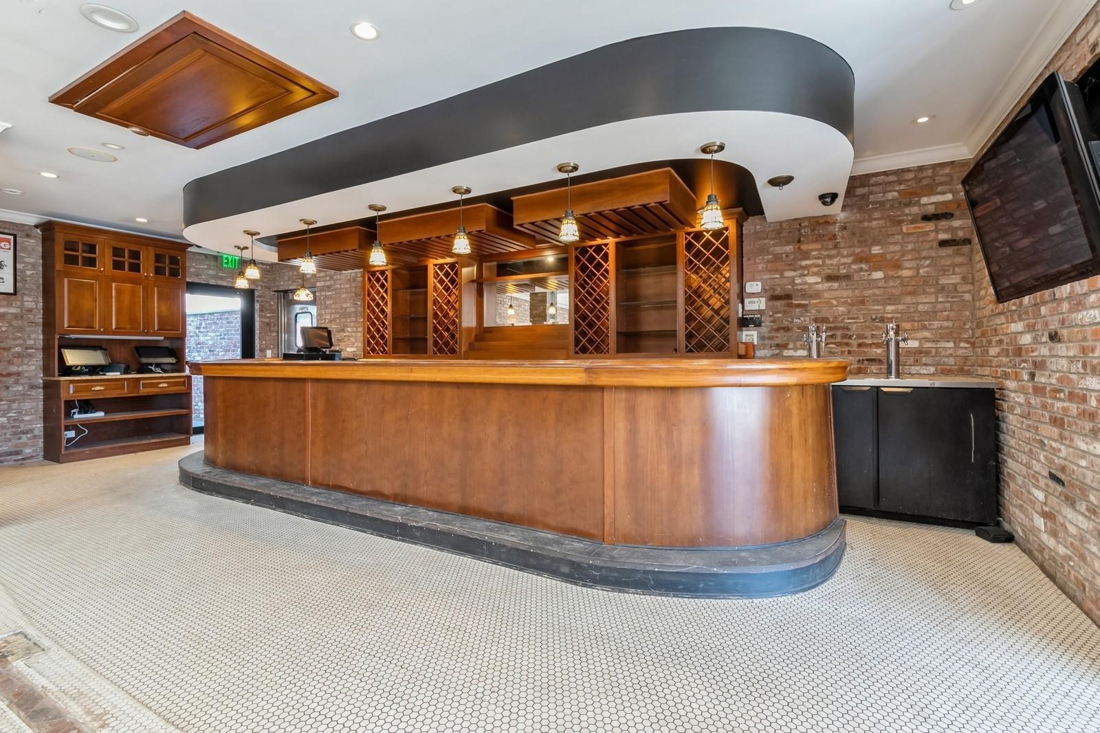 #14 photo, 62375 Main Road, サフォーク郡 Southold , NY 11971