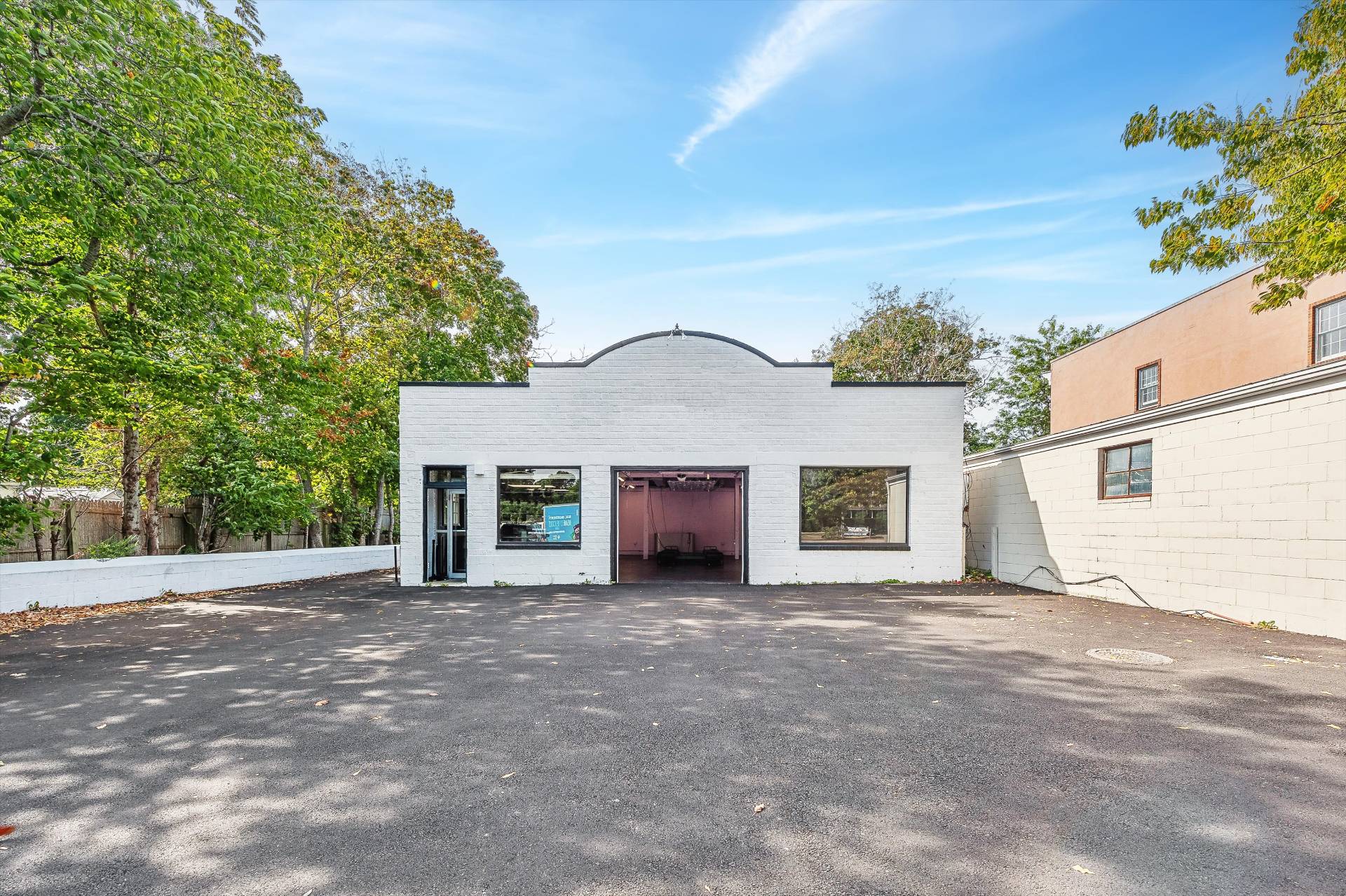 #2 photo, 9 Railroad Ave, East Hampton , NY 11937