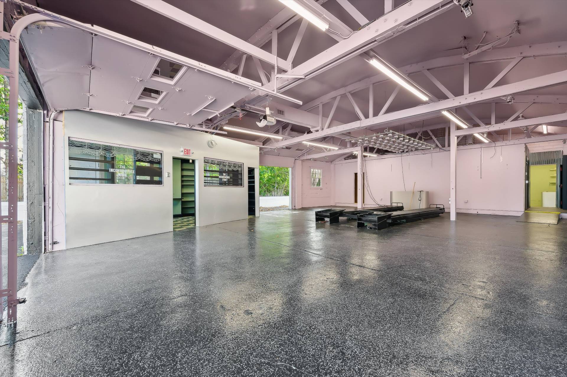 #7 photo, 9 Railroad Ave, East Hampton , NY 11937