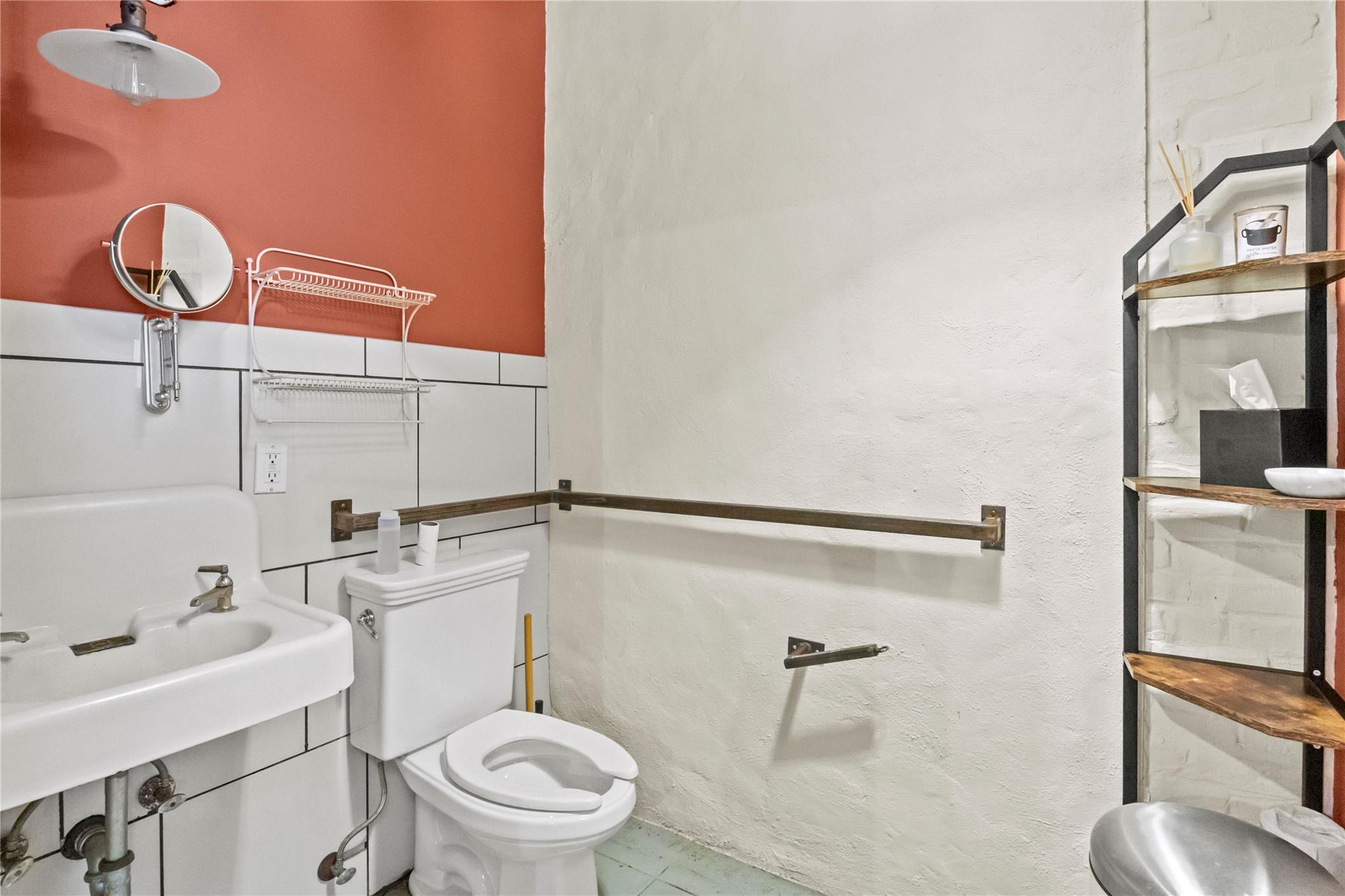 #4 photo, 338 Hamilton Avenue, ブルックリン区 Brooklyn , NY 11231