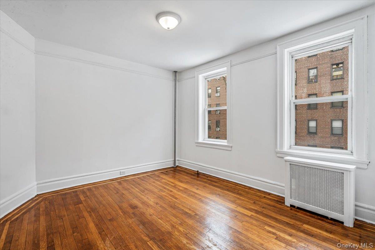 #8 photo, 35-36 80TH STREET, クイーンズ区 Jackson Heights , NY 11372