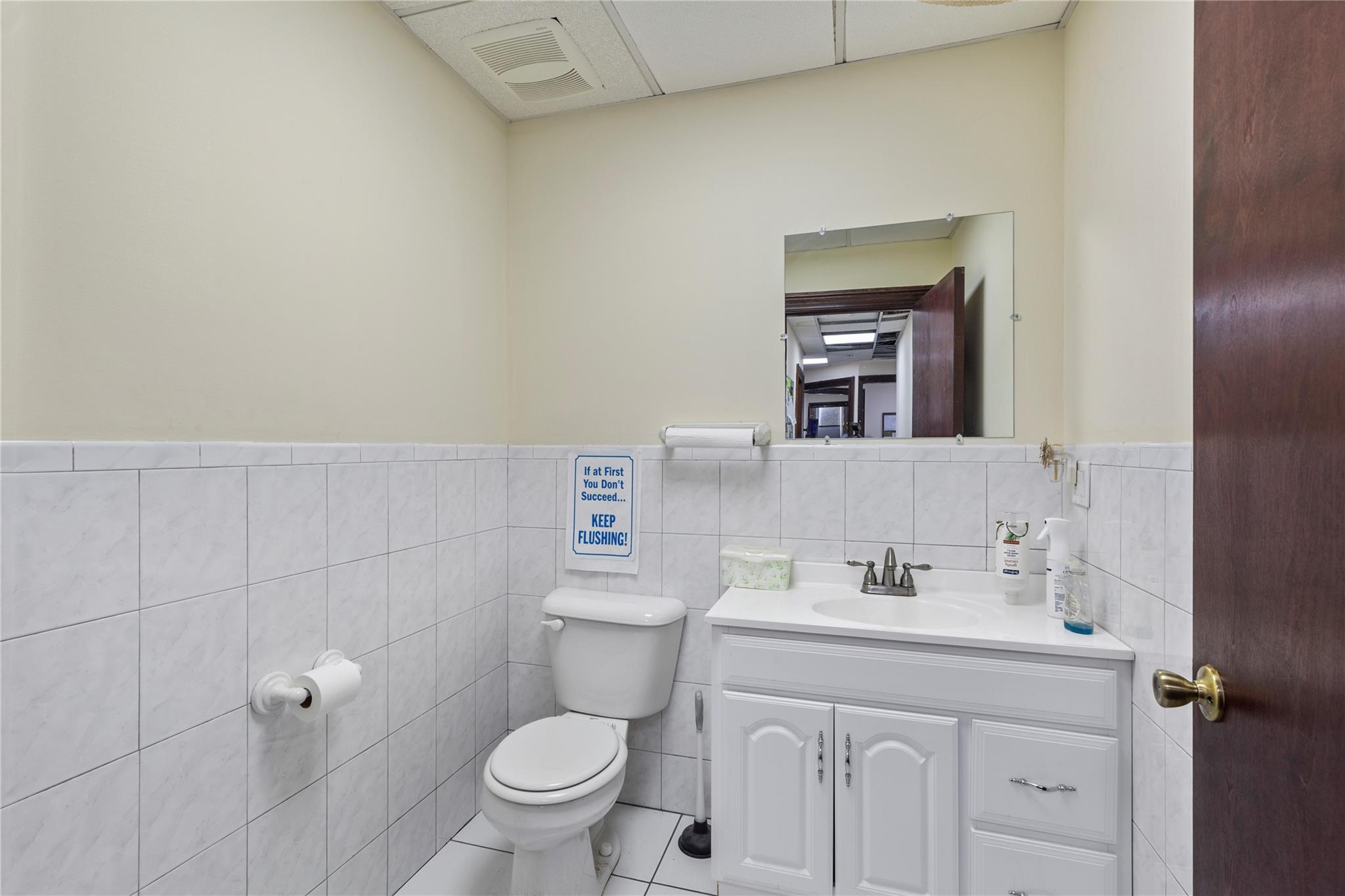 #20 photo, 14-07 113th Street, クイーンズ区 College Point , NY 11356