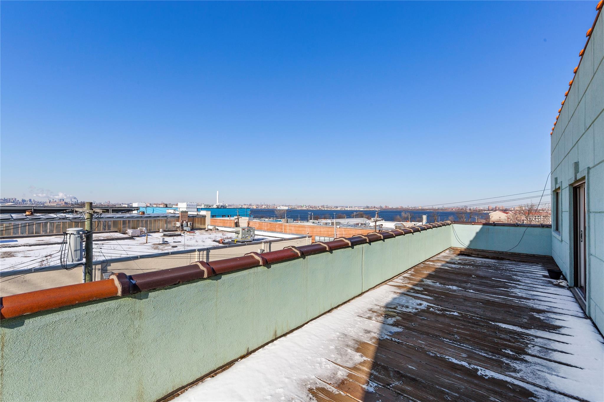 #5 photo, 14-07 113th Street, クイーンズ区 College Point , NY 11356