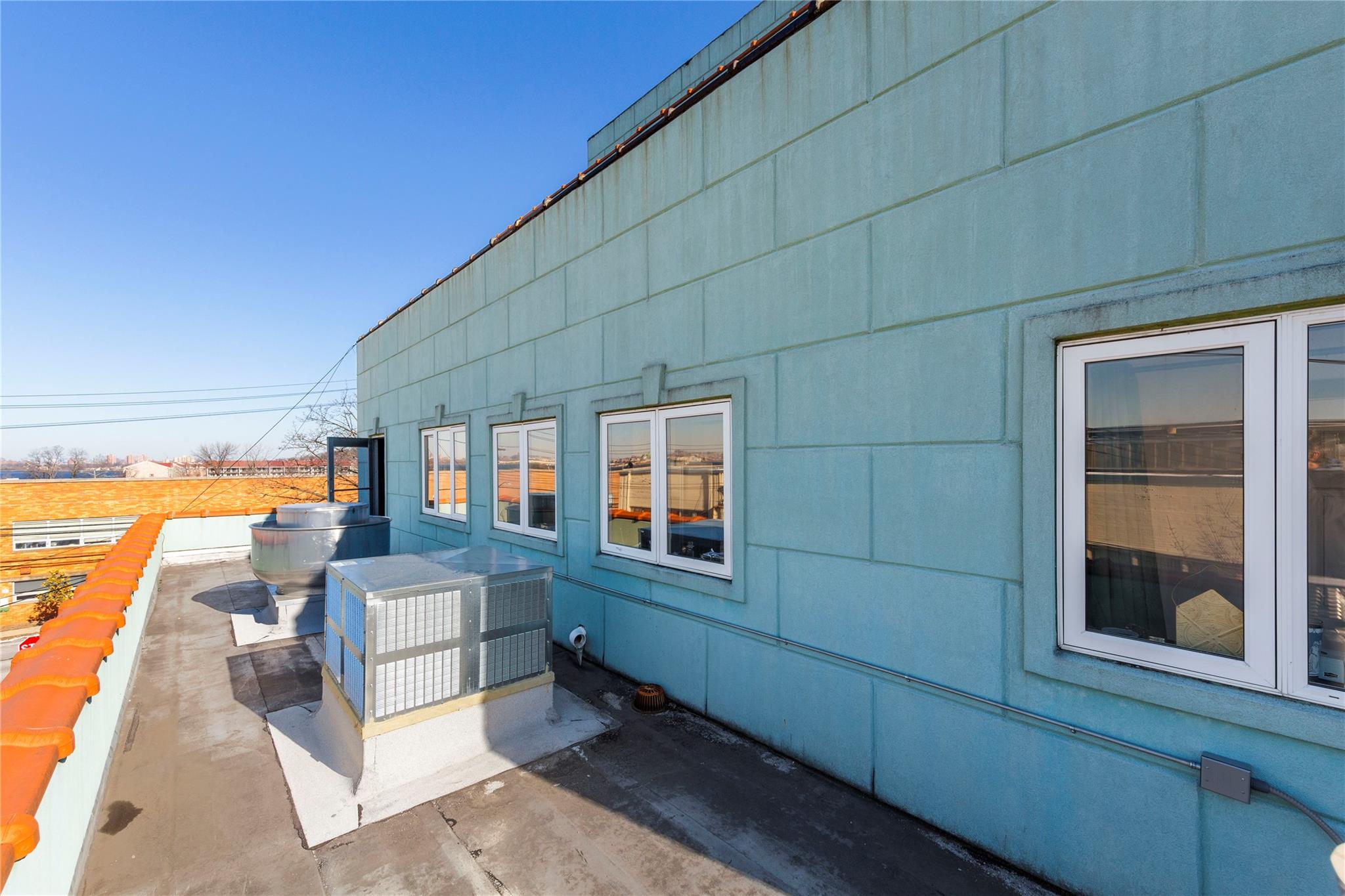 #6 photo, 14-07 113th Street, クイーンズ区 College Point , NY 11356