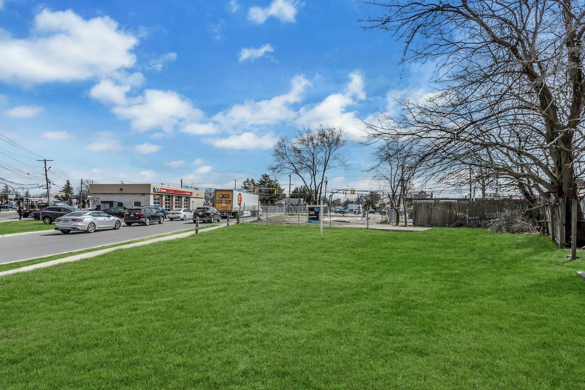 #10 photo, 899 Old Country Road, ナッソー郡 Westbury , NY 11590