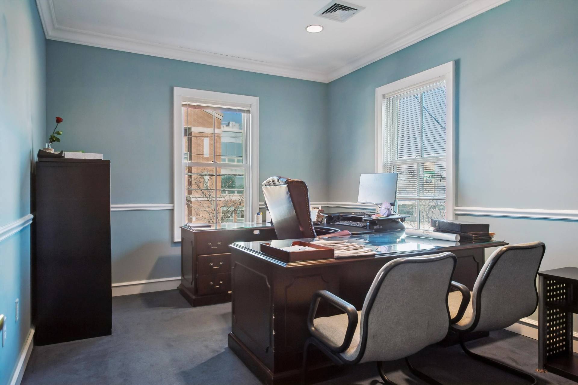 #13 photo, 33 W 2nd St, サフォーク郡 Riverhead , NY 11901