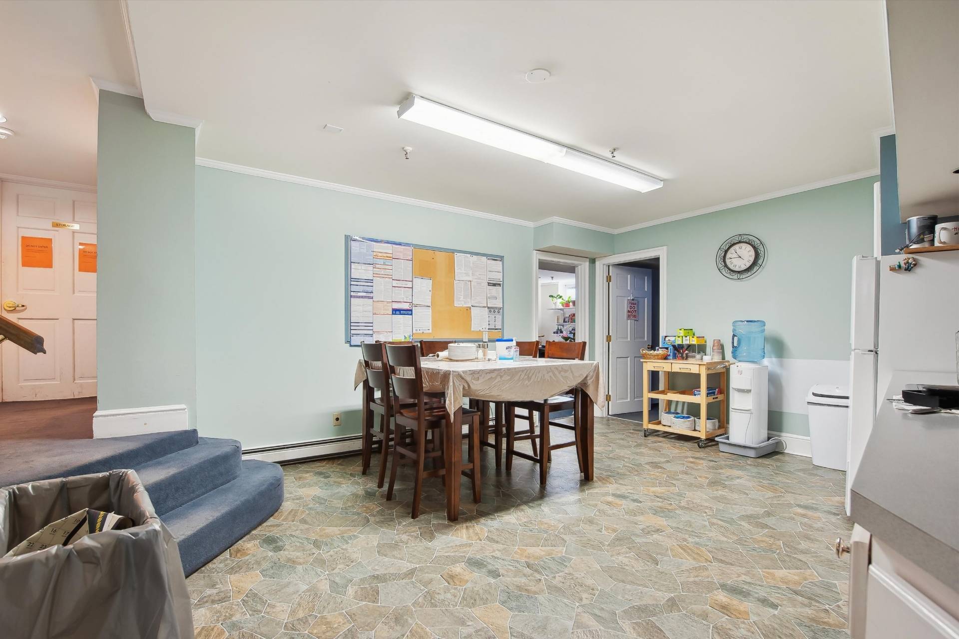 #16 photo, 33 W 2nd St, サフォーク郡 Riverhead , NY 11901