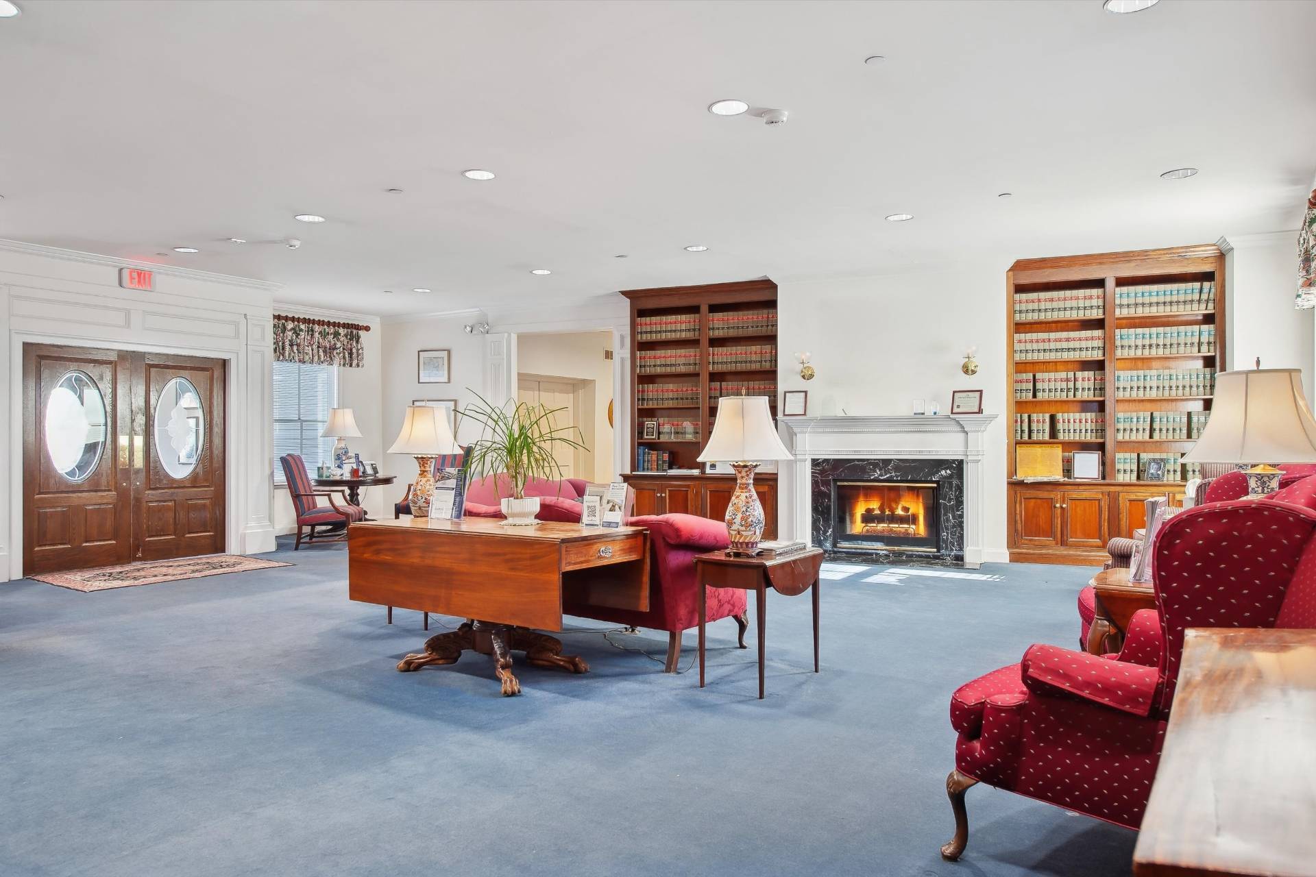 #3 photo, 33 W 2nd St, サフォーク郡 Riverhead , NY 11901