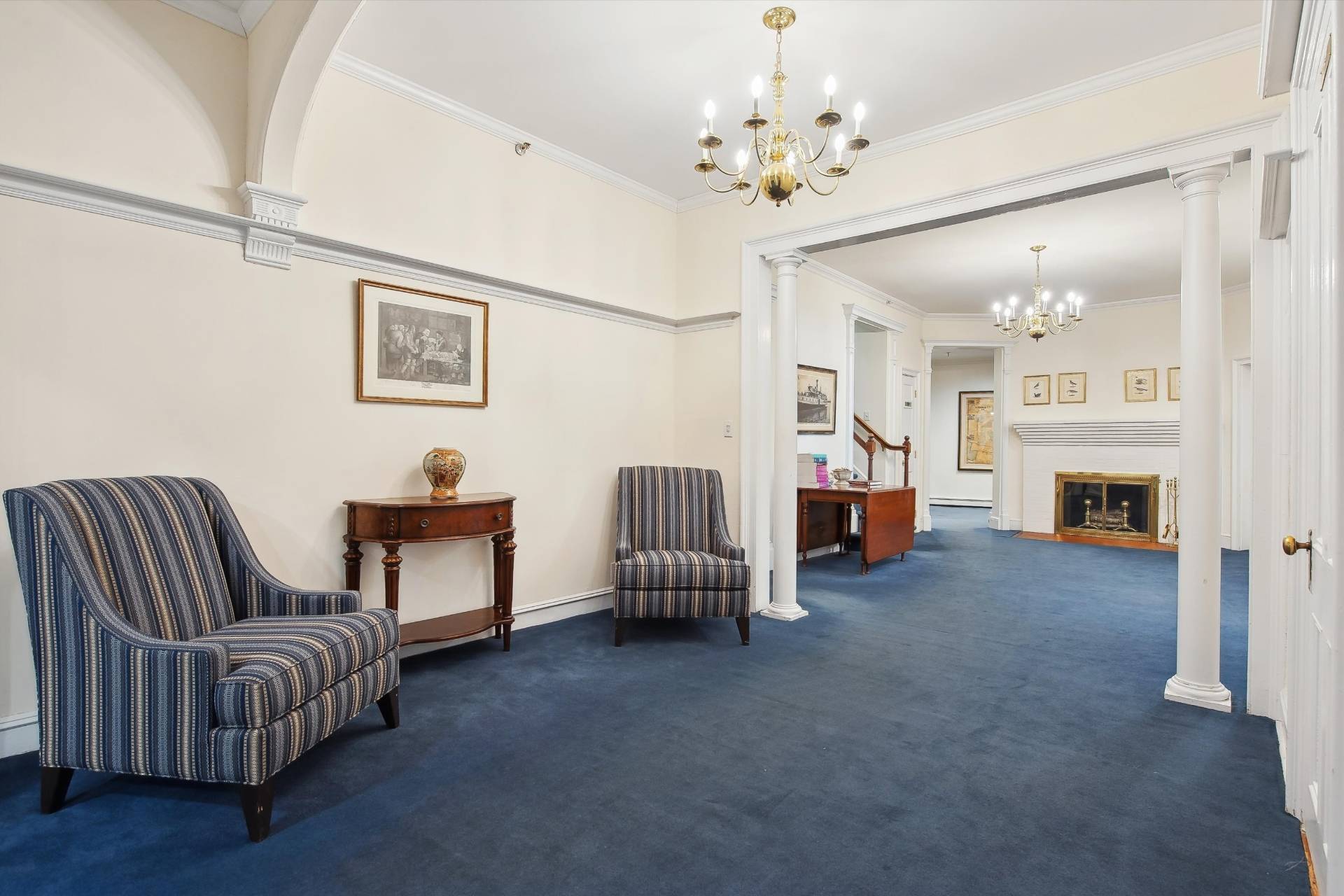 #6 photo, 33 W 2nd St, サフォーク郡 Riverhead , NY 11901