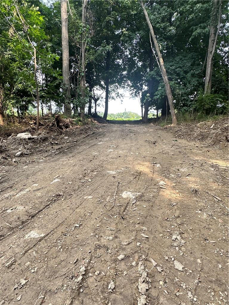 #5 photo, 21-23 Salt Point Turnpike, Poughkeepsie , NY 12601