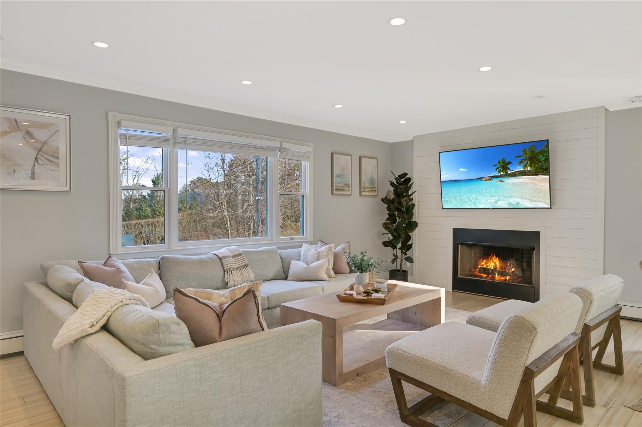 #3 photo, 36 Charla Drive, サフォーク郡 Southampton , NY 11968