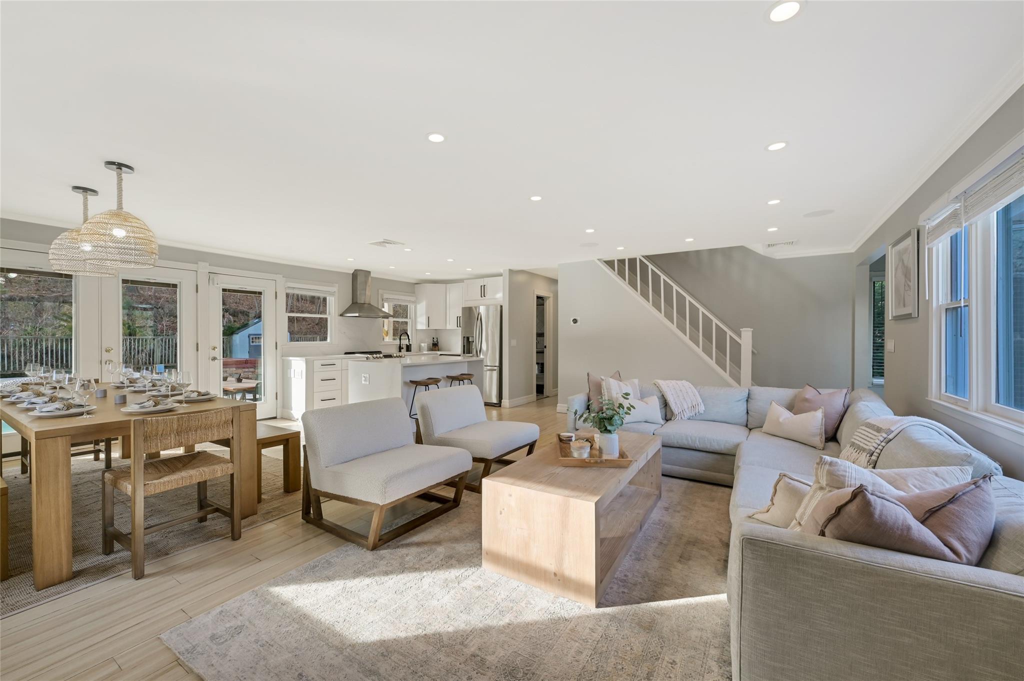 #7 photo, 36 Charla Drive, サフォーク郡 Southampton , NY 11968