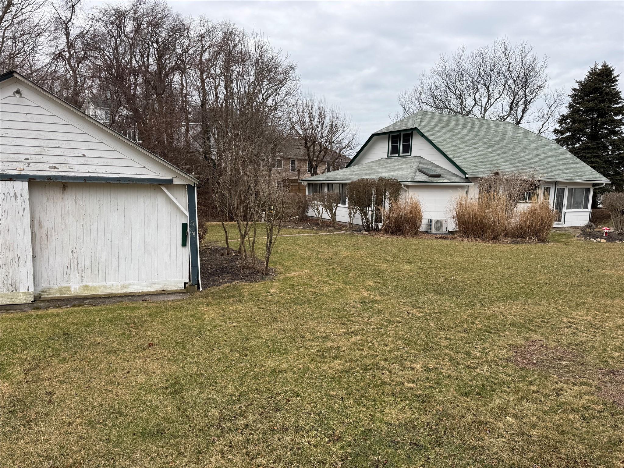 #3 photo, 21 N Walk, サフォーク郡 Jamesport , NY 11901