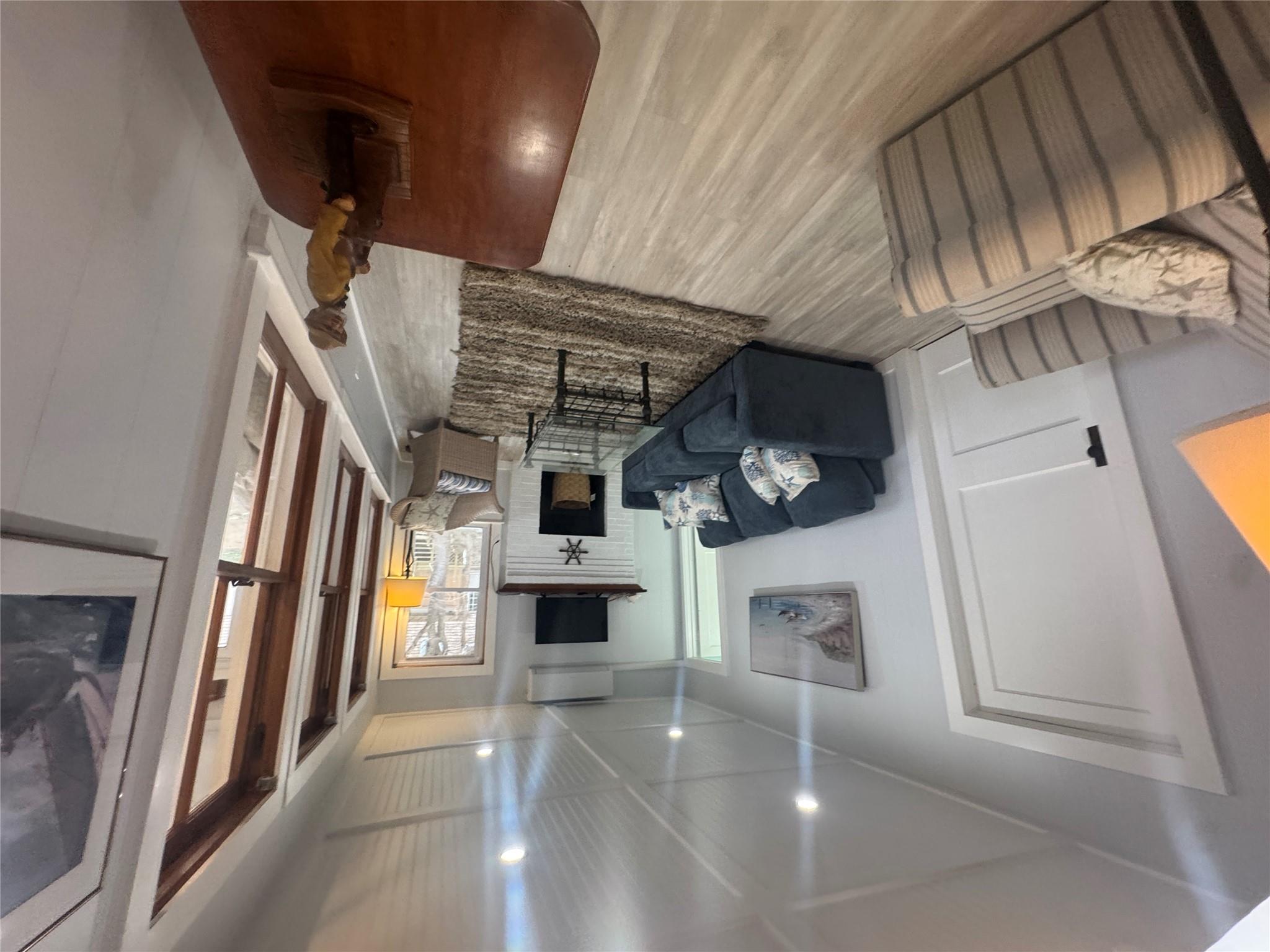 #6 photo, 21 N Walk, サフォーク郡 Jamesport , NY 11901