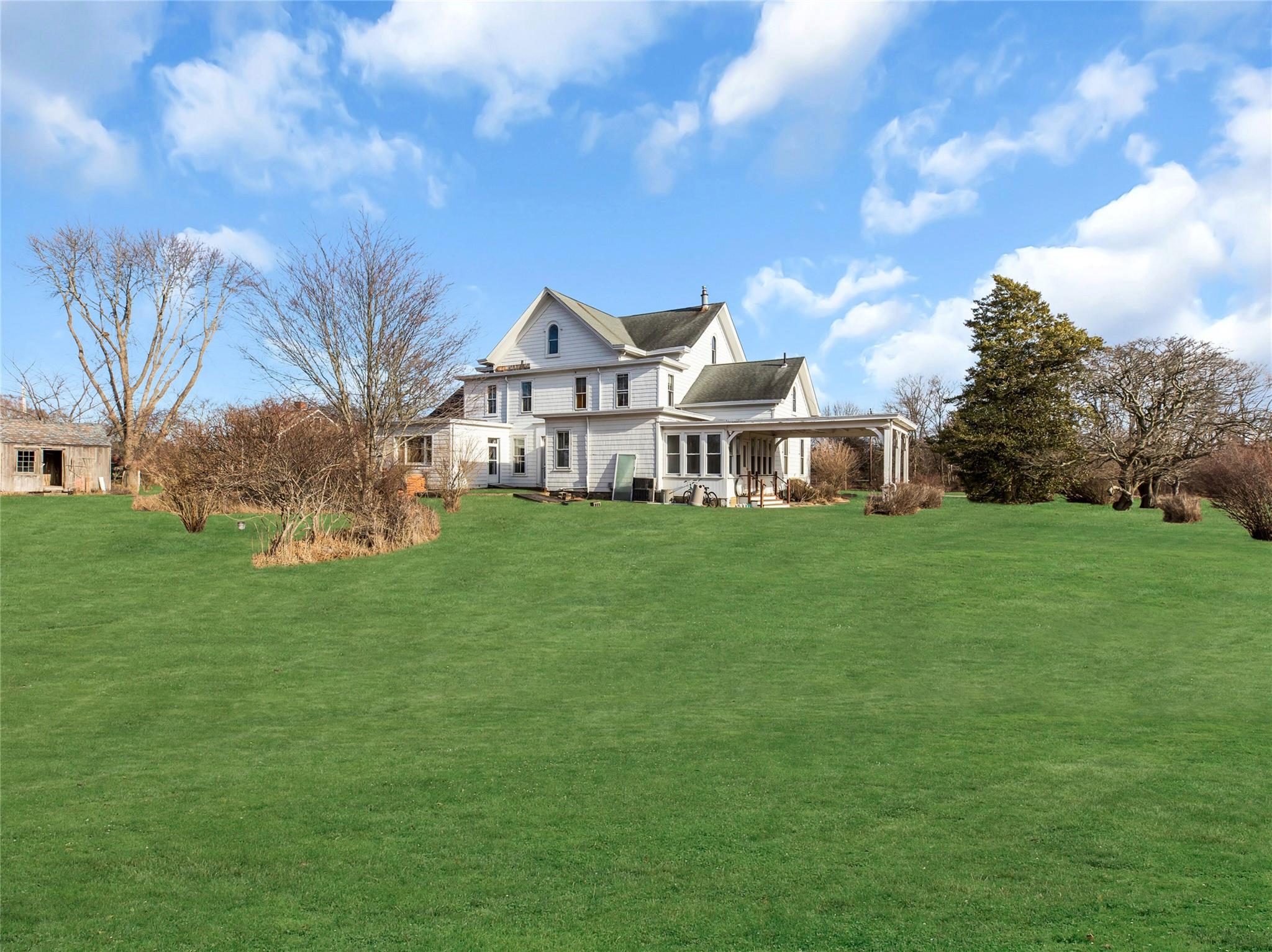 #4 photo, 605 Halyoake Avenue, Orient , NY 11957