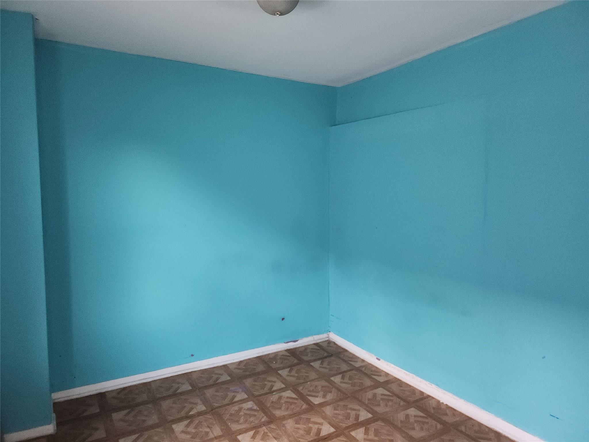 #10 photo, 79 Grove Street, 長島 Hempstead , NY 11550