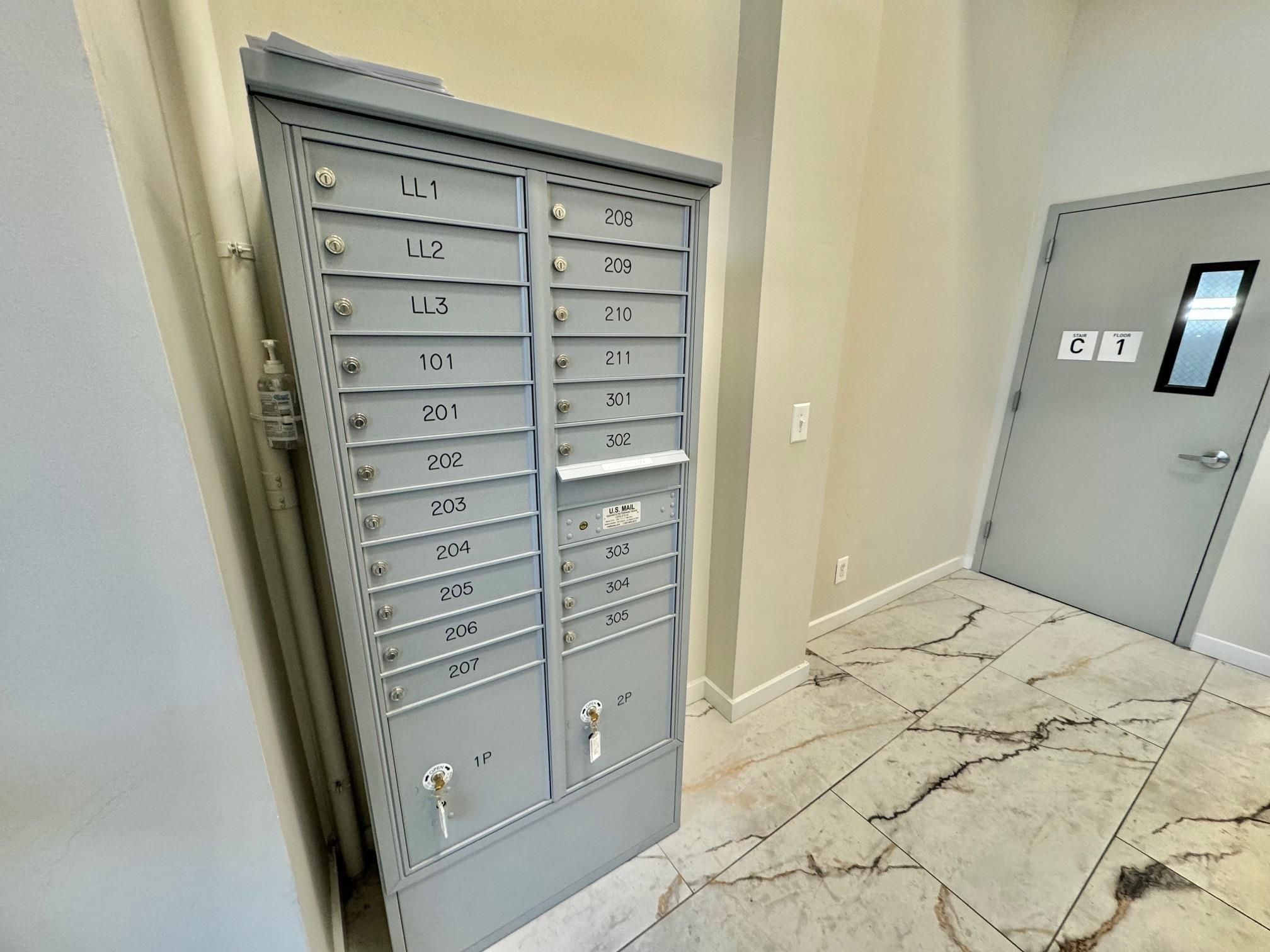 #12 photo, 136-21 Hillside Avenue, クイーンズ区 Jamaica , NY 11418