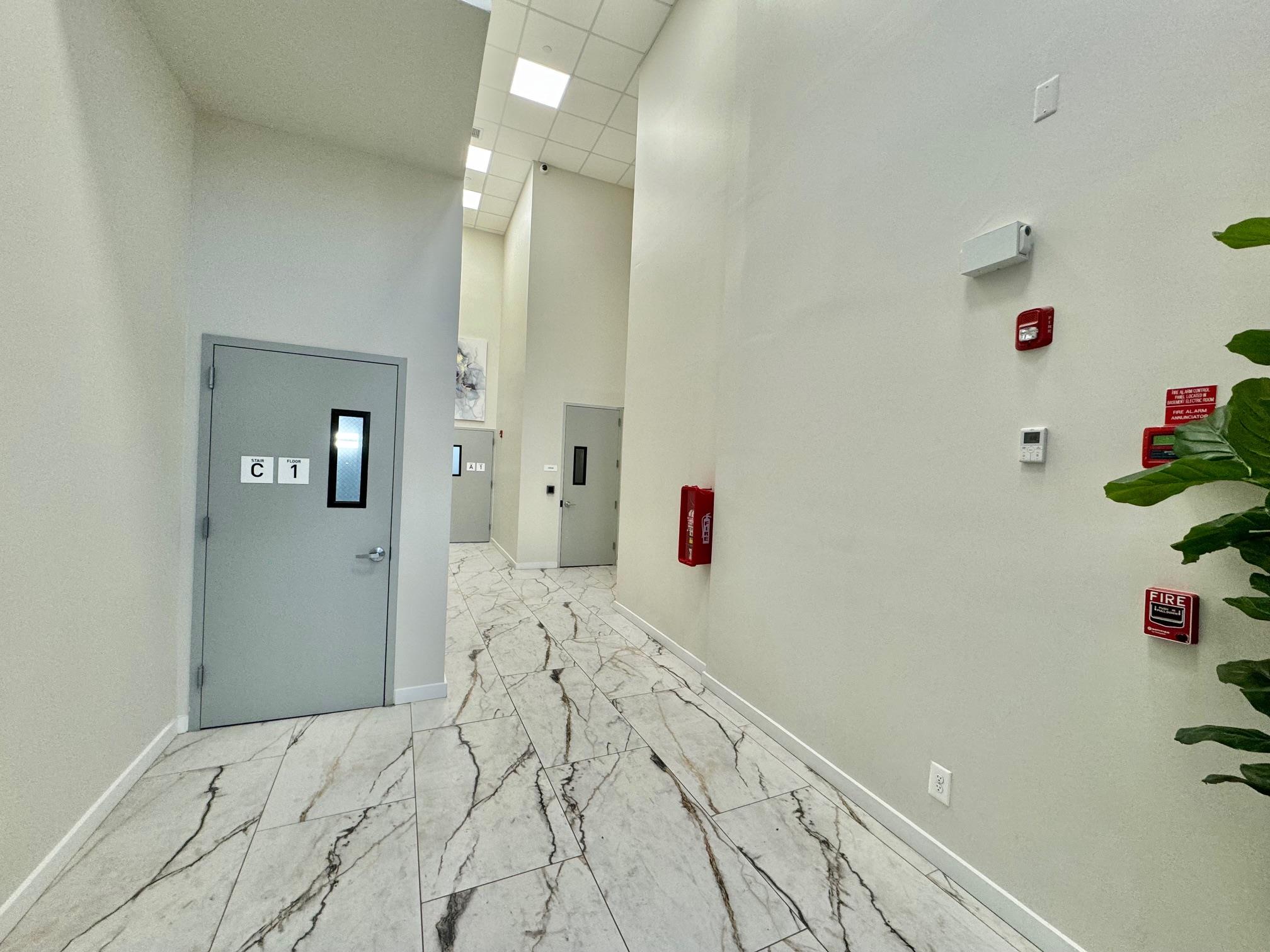 #13 photo, 136-21 Hillside Avenue, クイーンズ区 Jamaica , NY 11418