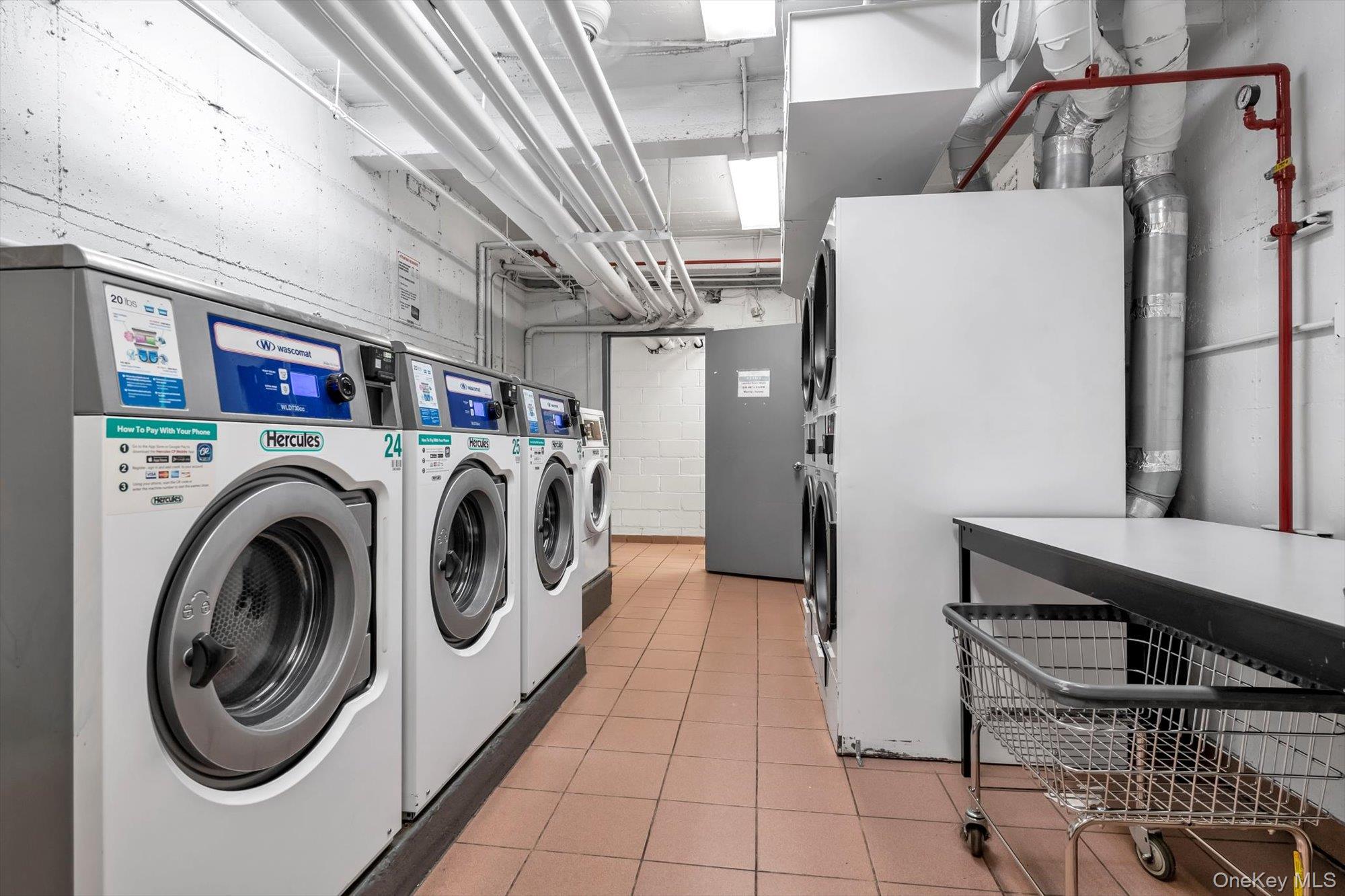 #16 photo, 94-11 60th Avenue, クイーンズ区 Elmhurst , NY 11373