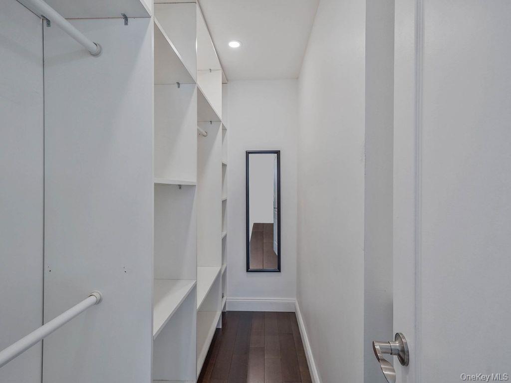 #15 photo, 829 S Long Beach Avenue, ナッソー郡 Freeport , NY 11520