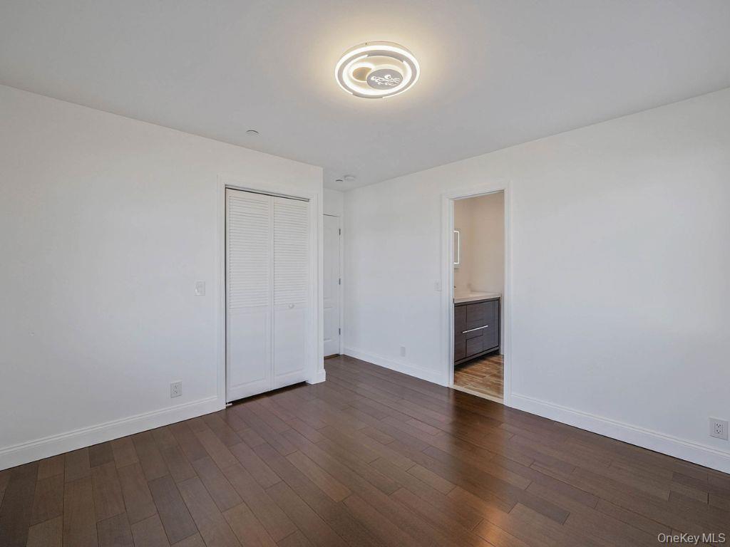 #18 photo, 829 S Long Beach Avenue, ナッソー郡 Freeport , NY 11520