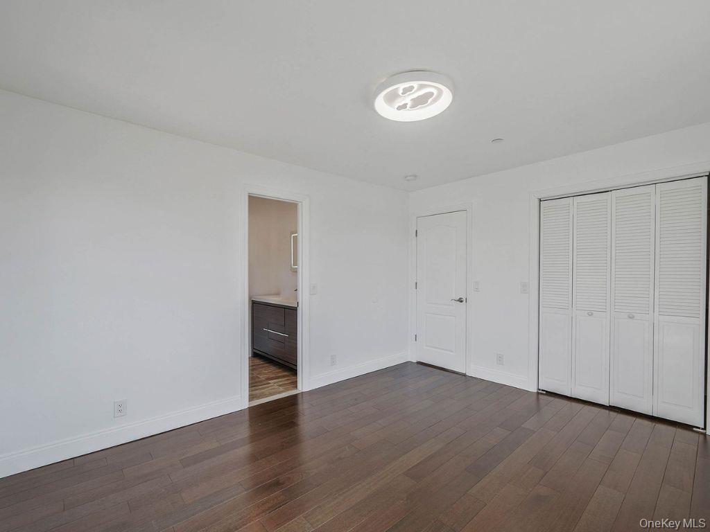 #20 photo, 829 S Long Beach Avenue, ナッソー郡 Freeport , NY 11520