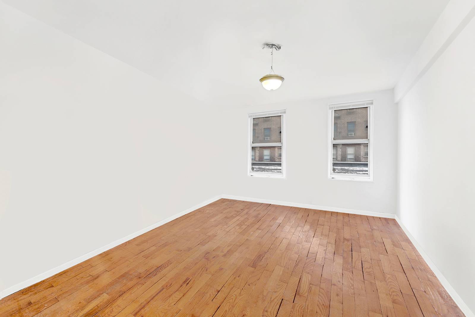 #15 photo, 2250 Brigham St, #1G, ブルックリン区 Sheepshead Bay , NY 11229