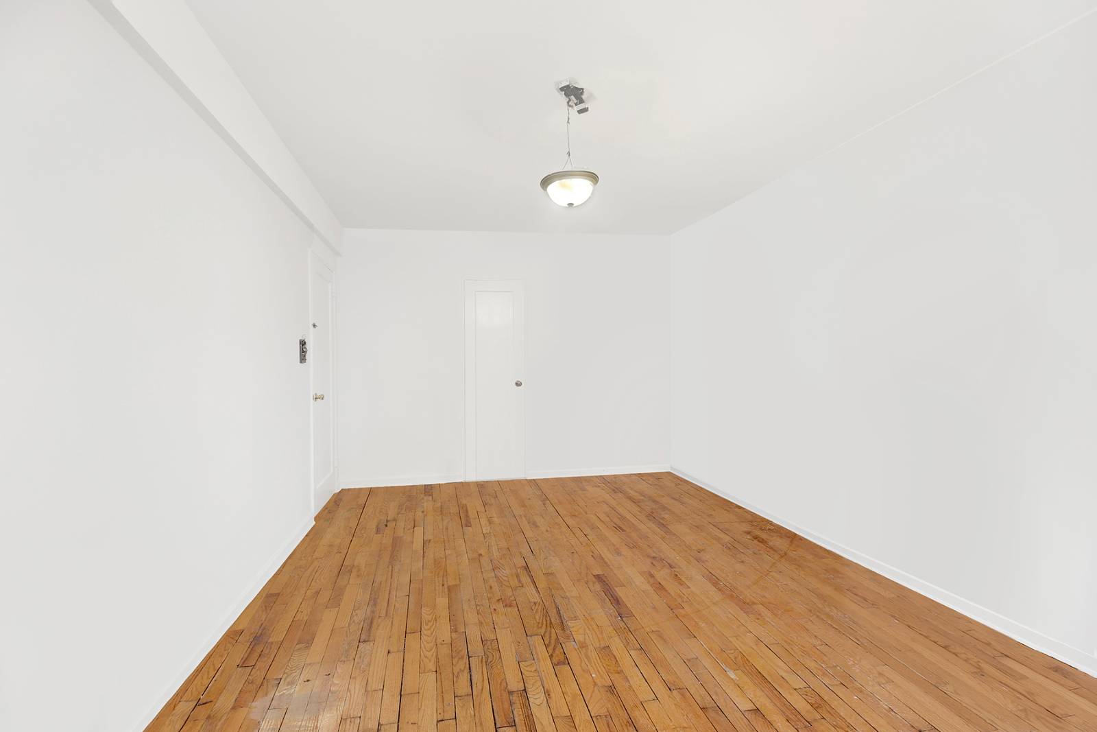 #16 photo, 2250 Brigham St, #1G, ブルックリン区 Sheepshead Bay , NY 11229